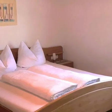 Iseltal Apartment *